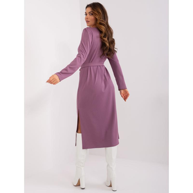 Dámské šaty se srdíčkovým výstřihem MIDI fialové 