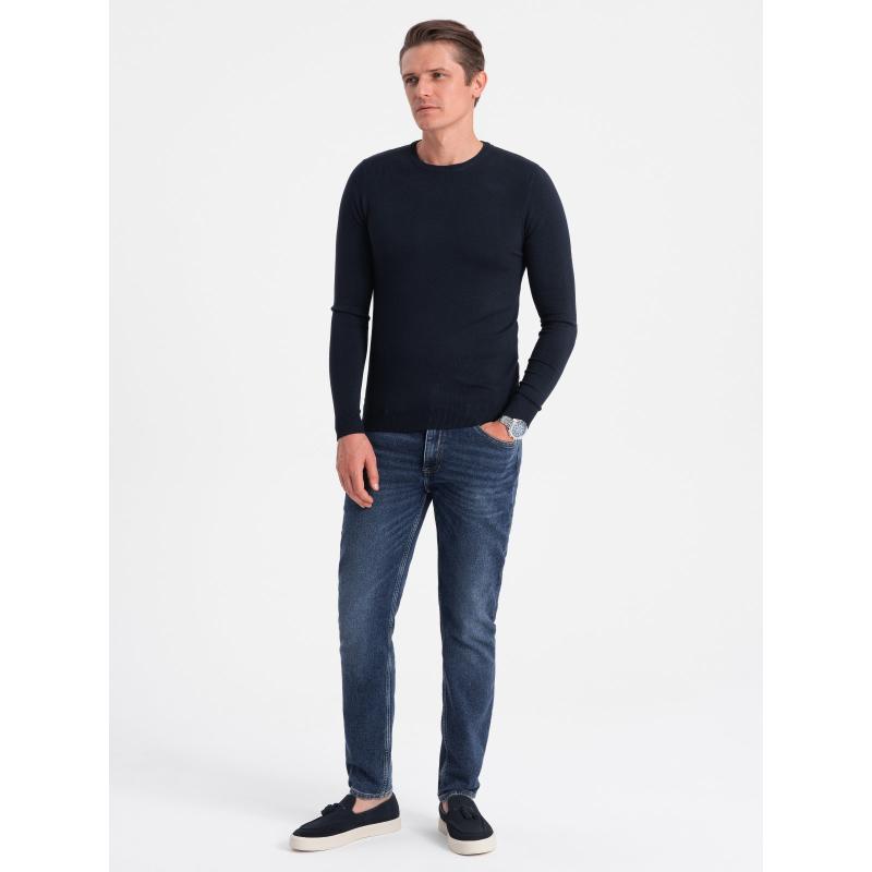 Pánsky sveter s okrúhlym výstrihom V9 OM-SWBS-0106 tmavomodrý