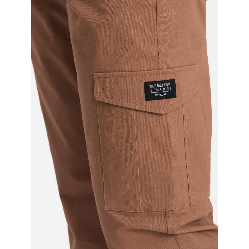 Férfi nadrág zsebekkel V3 OM-PACG-0189 világosbarna