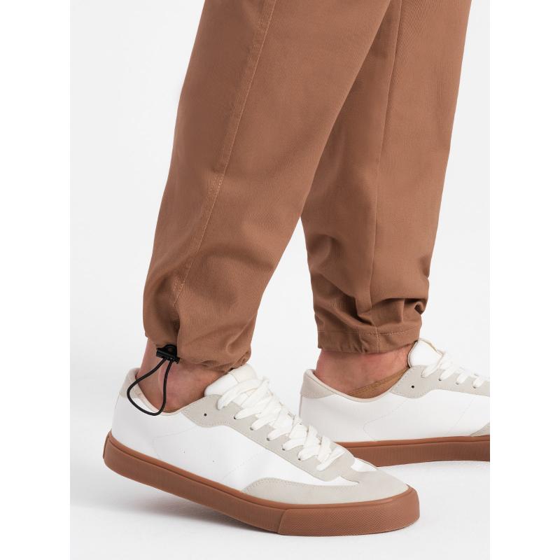 Férfi nadrág zsebekkel V3 OM-PACG-0189 világosbarna