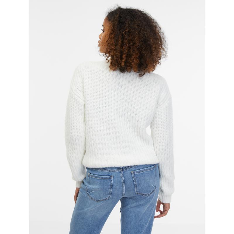 Bílý dámský svetr
