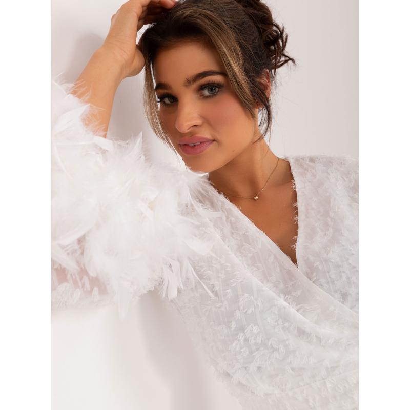 Női félnyakú party blúz fehér