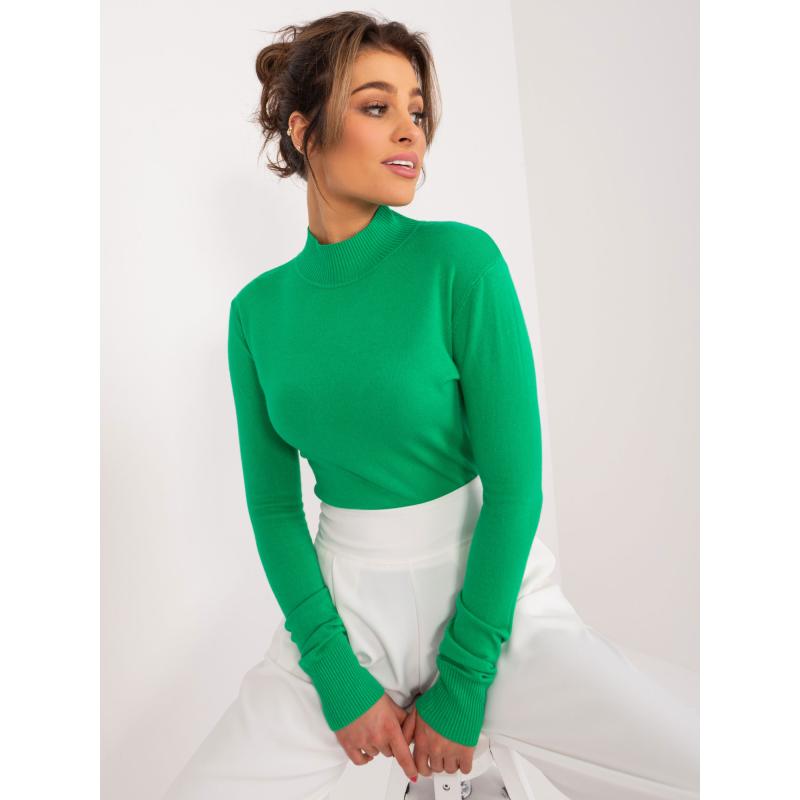 Női garbó FERA zöld színű, testhezálló garbó