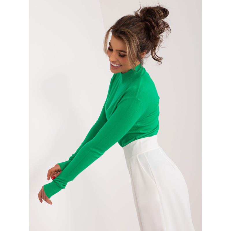 Női garbó FERA zöld színű, testhezálló garbó