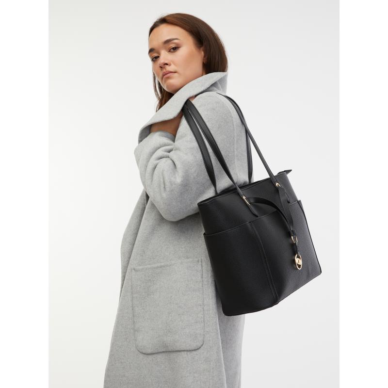 Černá dámská kabelka