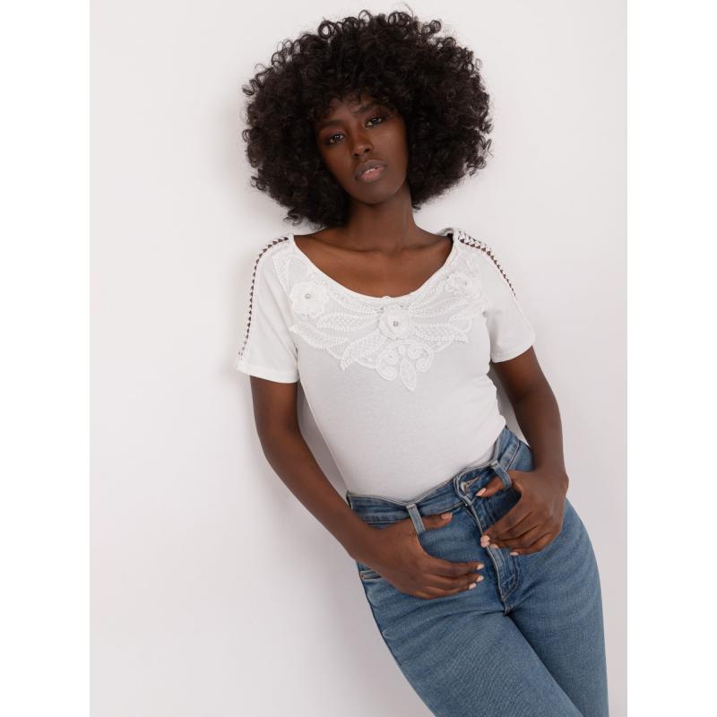Dámská halenka s krajkou a krátkými rukávy MIS ecru 