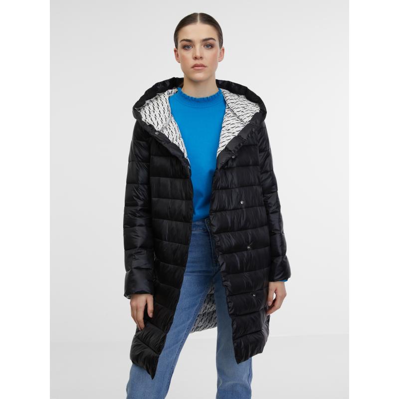 Fekete női steppelt kabát