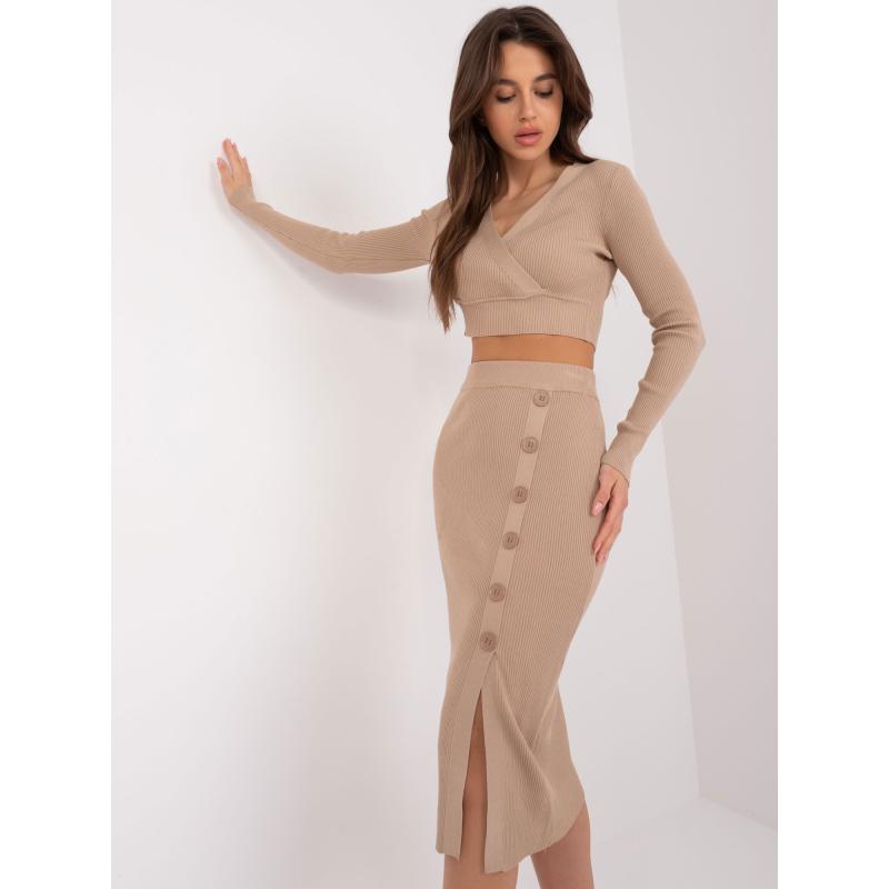 Dámský komplet s krátkým svetrem FOTA tmavě béžový  