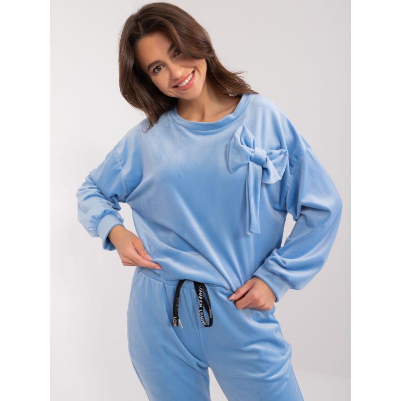 Női szett masnis részletekkel SUKA világoskék