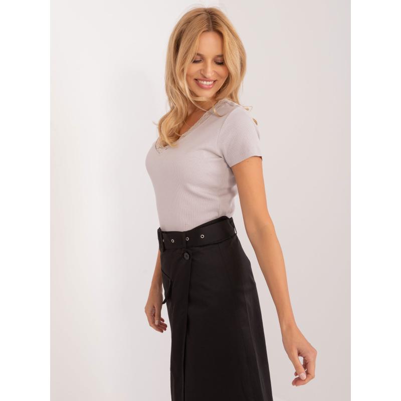 Női blúz csipkével SUBLEVEL bézs