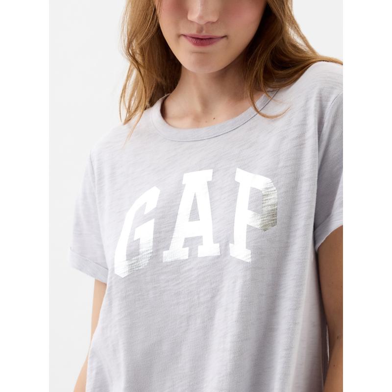 Šaty s kovovým logom