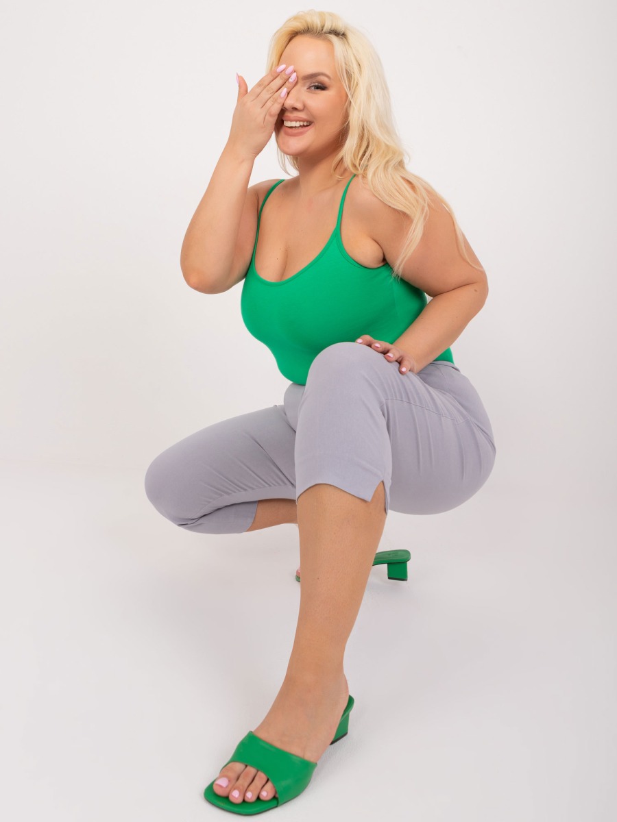 Dámske 3/4 nohavice s rozparkom plus size ROMA svetlosivá
