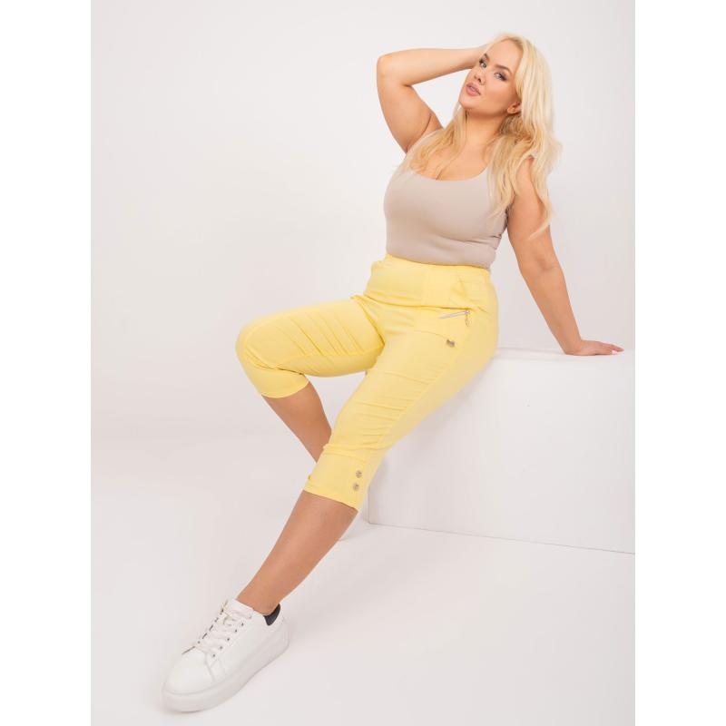 Dámské kalhoty plus size 3/4 z látky KOTTA světle žluté  