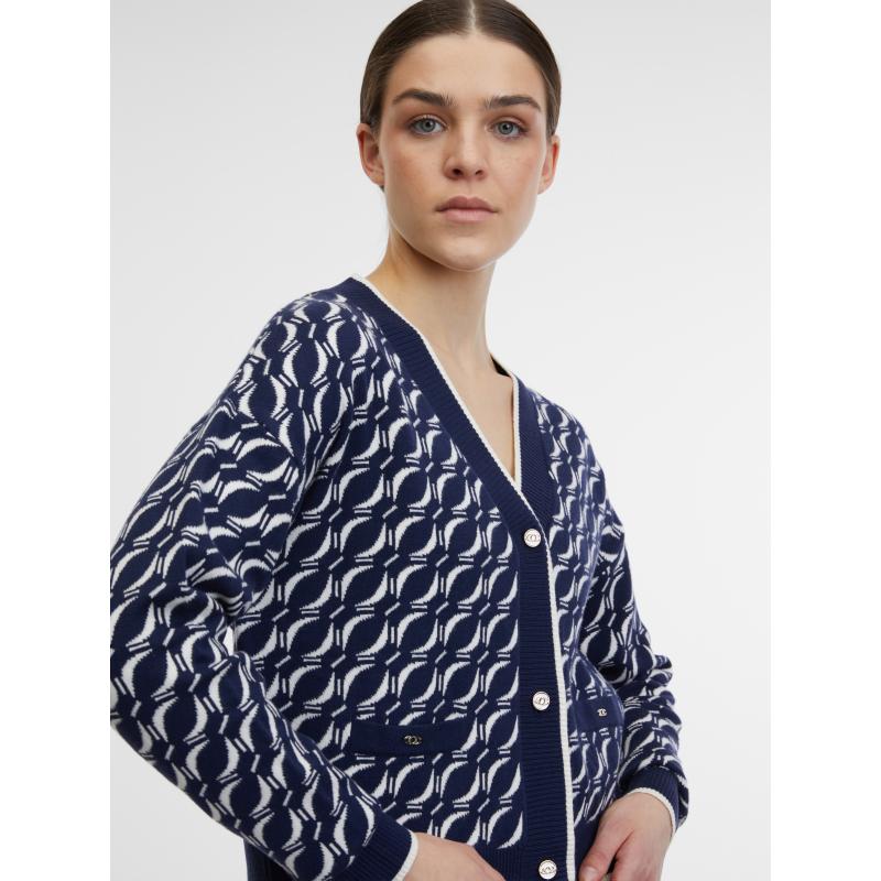 Tmavomodrý dámsky vzorovaný sveter