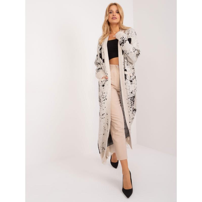 Dámský svetr s kapsami světle béžový 