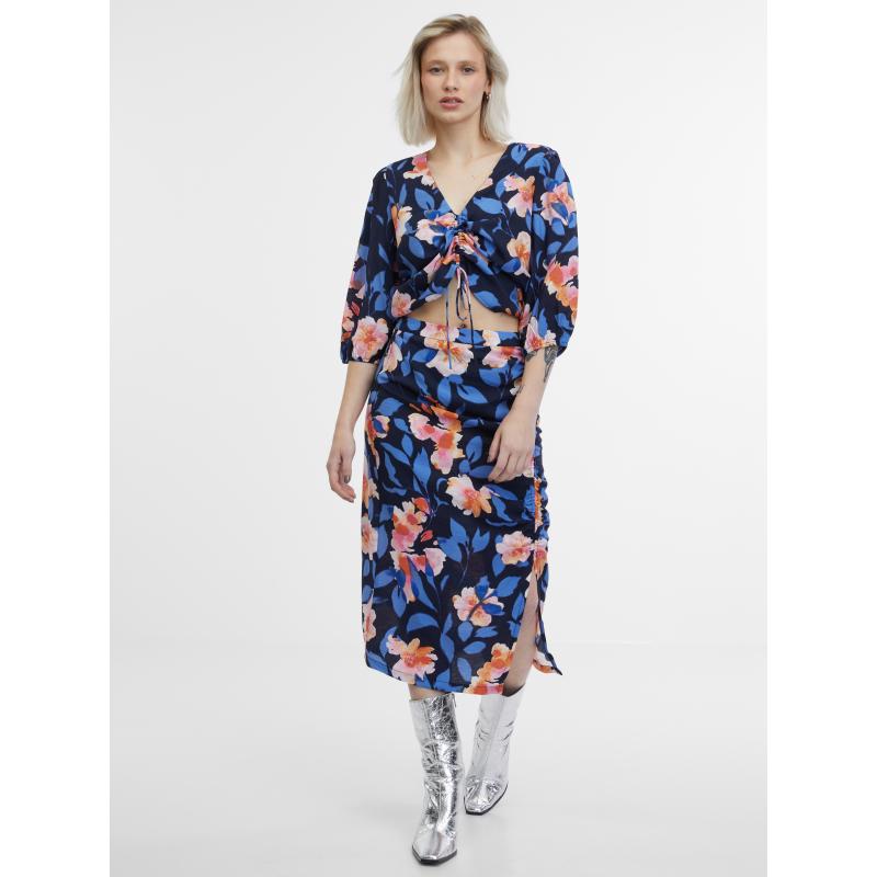 Sötétkék női blúz virágokkal