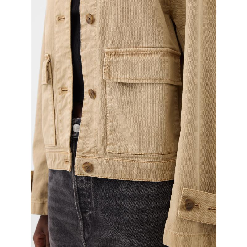 Uvoľnená úžitková bunda