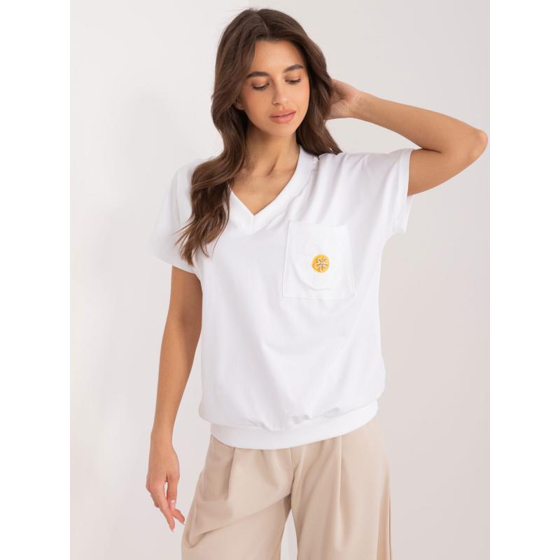 Női blúz szíves applikációval RUE PARIS fehér