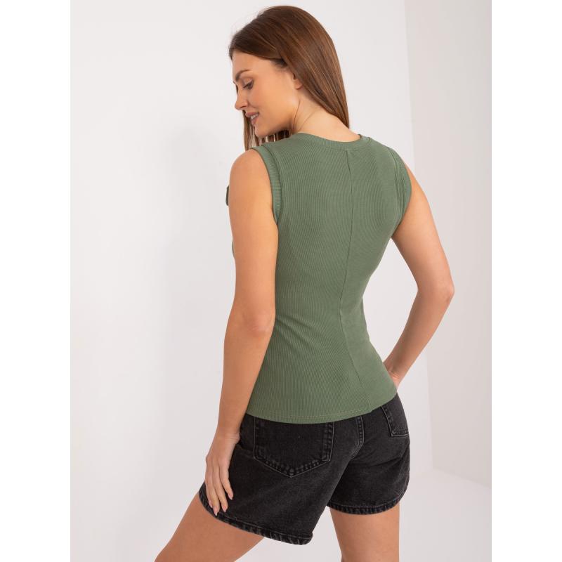 Női top virágos díszítéssel khaki színben