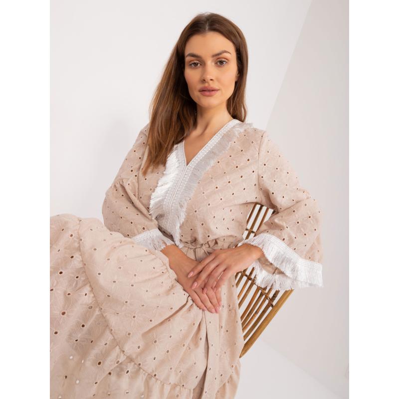 Női fodros övvel díszített ruha bézs színű