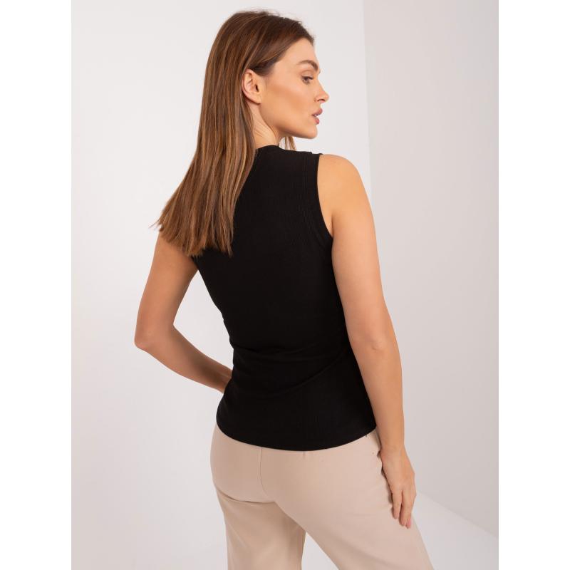 Női kerek nyakú, illesztett top fekete
