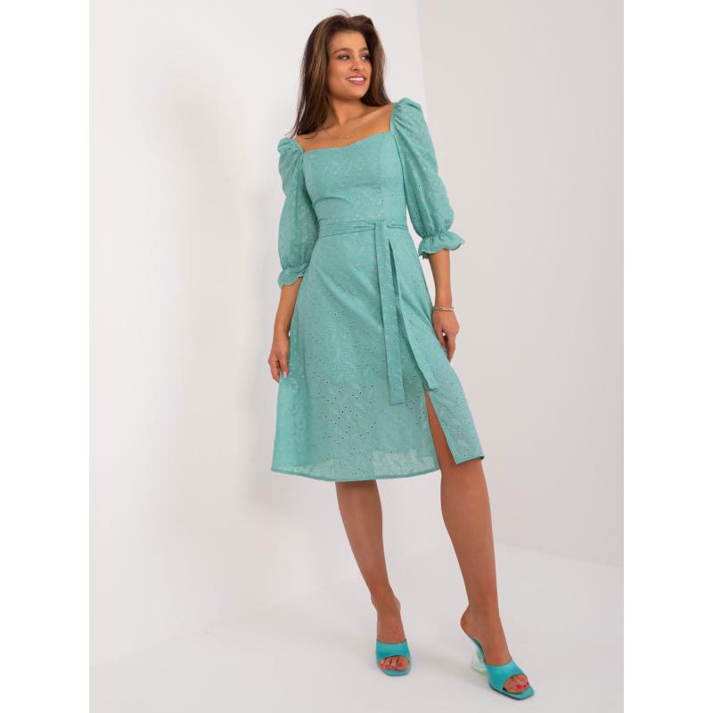 Dámské šaty s bufetovými rukávy midi mátové 