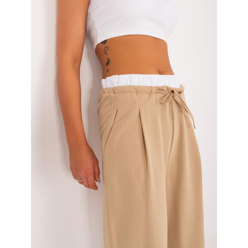 Dámské kalhoty s kapsami hnědé