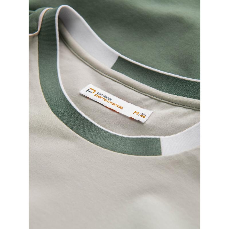 Pánske elastanové tričko s farebnými rukávmi zelené