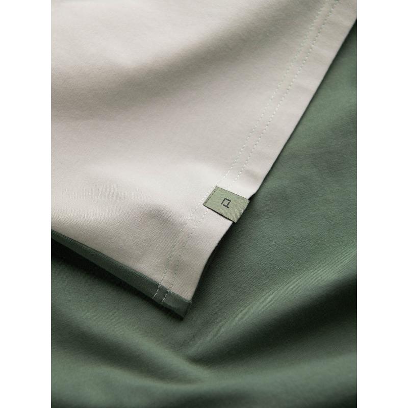 Pánske elastanové tričko s farebnými rukávmi zelené