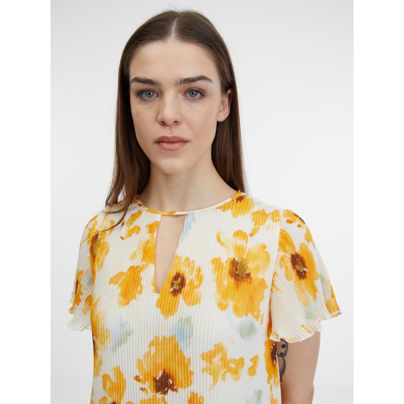 Žlté a béžové dámske kvetinové šaty