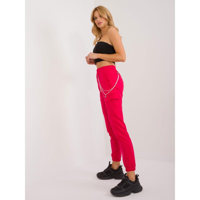 Dámské tepláky s řetízkovými detaily cargo červené 