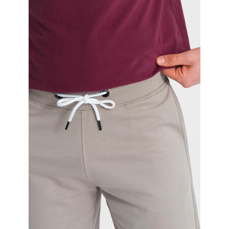 Pánské teplákové šortky V3 OM-SRSK-0105 tmavě béžové 