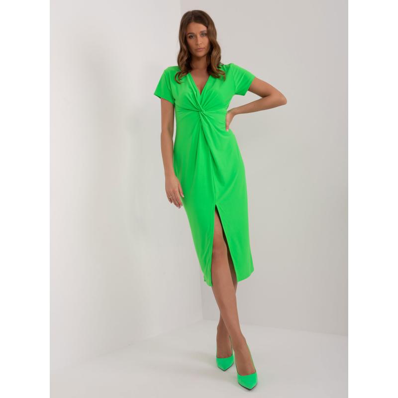 Dámské šaty přiléhavé světle zelené  