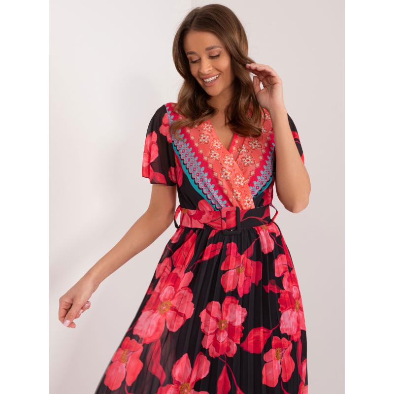 Női rövid ujjú ruha mintás fekete és piros