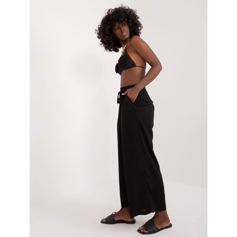 Női nadrág zsebekkel SUBLEVEL fekete