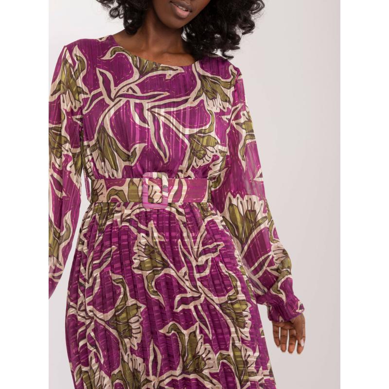 Női ruha csillogó szálakkal formális lila