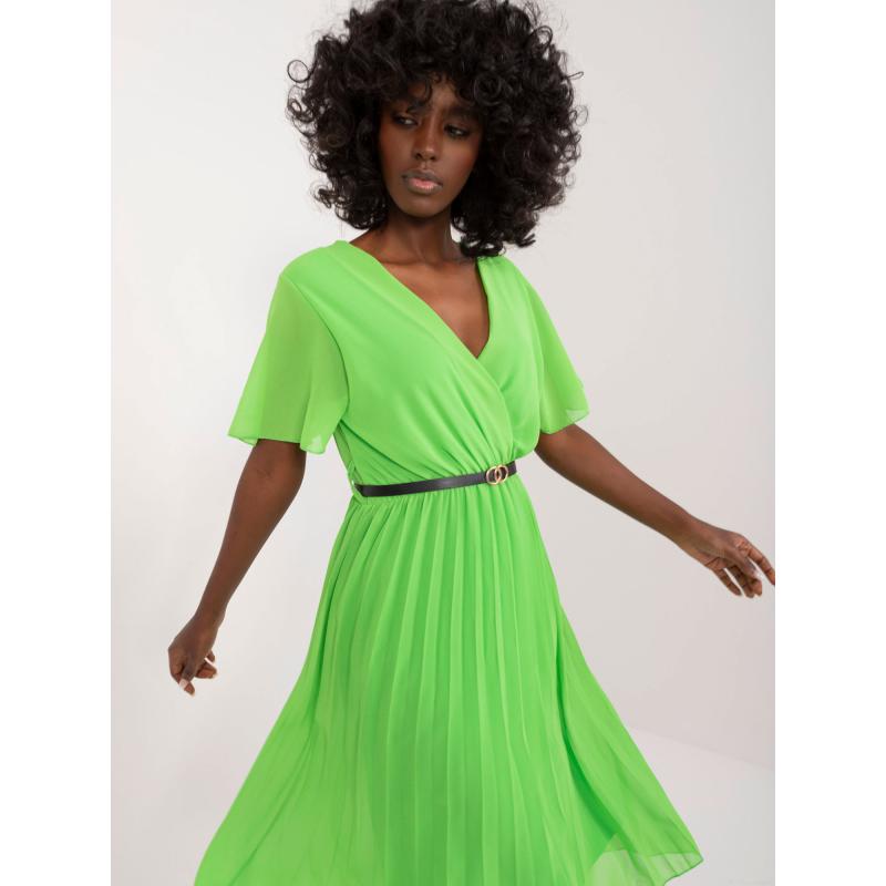 Dámské šaty s plisováním midi světle zelené 