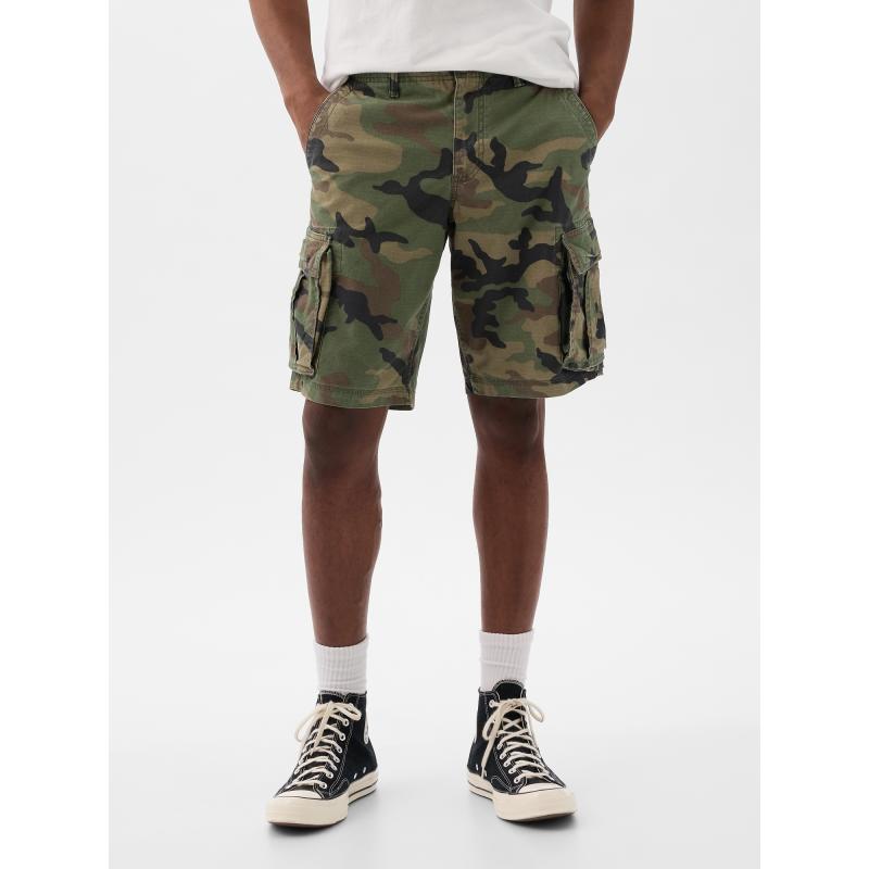 Vzorované nákladné šortky