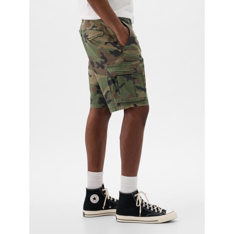 Vzorované nákladné šortky