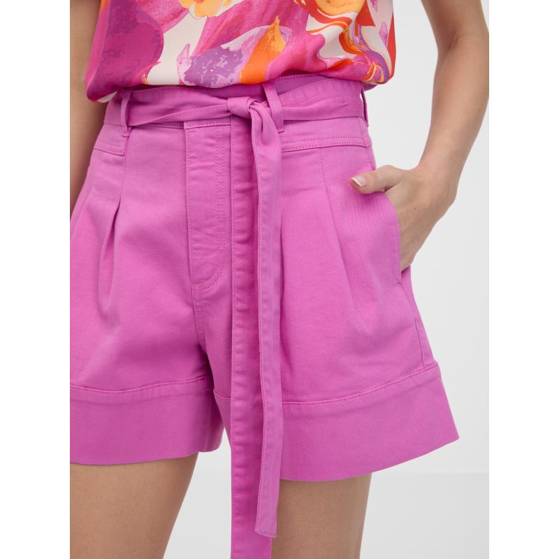 Rózsaszín női farmer rövidnadrág