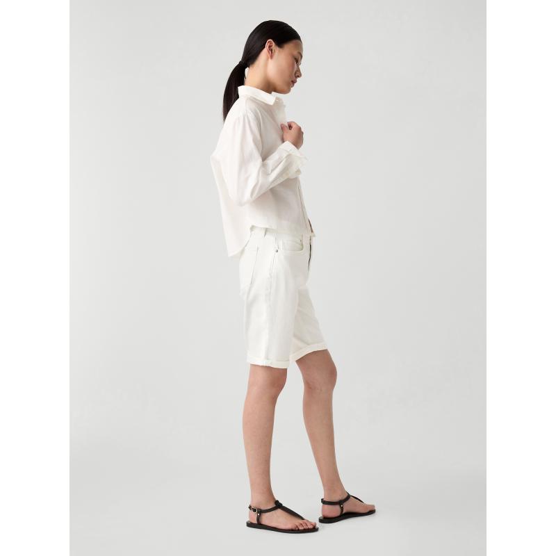 Džínsové šortky so stredným vzrastom