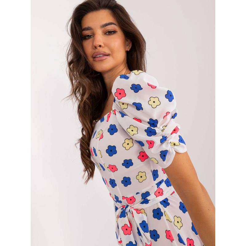Női öves ruha virágos fehér