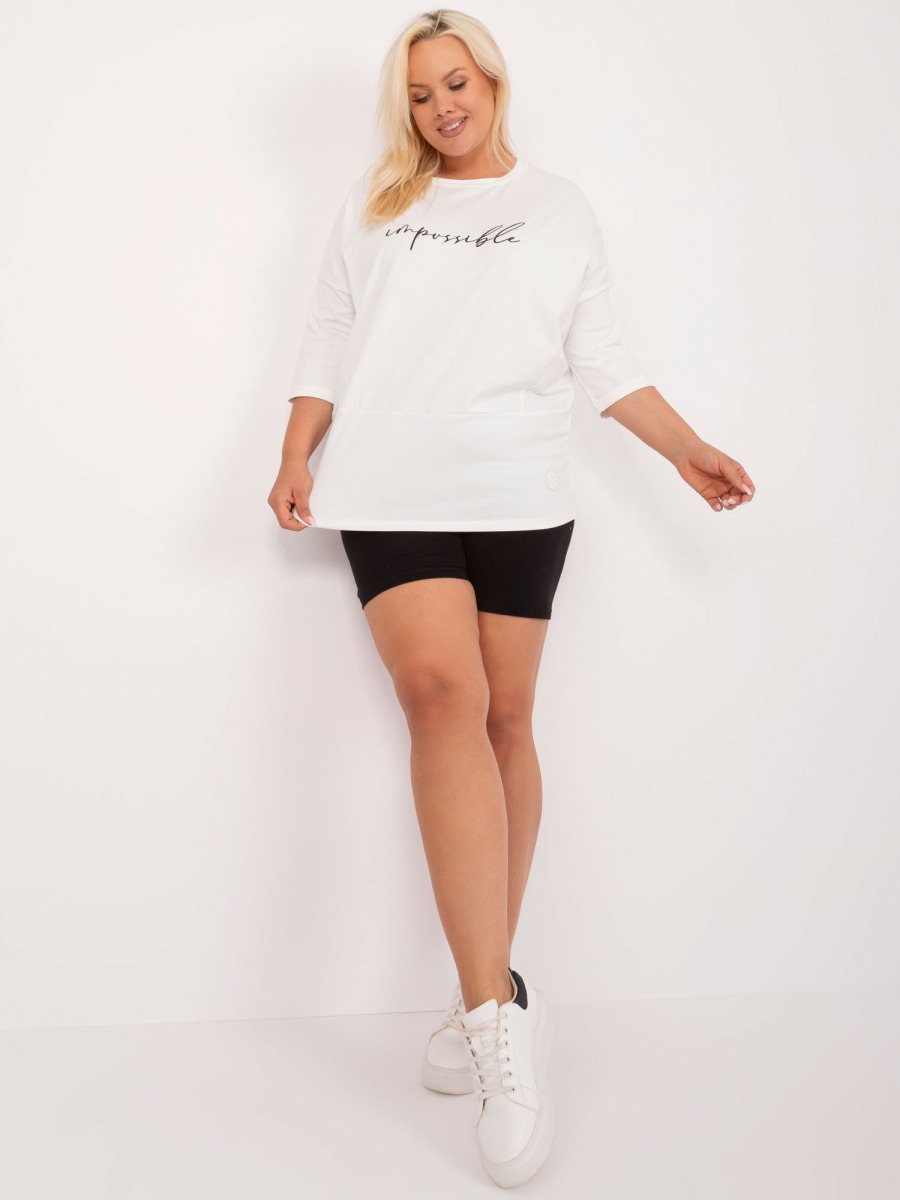 Női plus size pamut blúz applikációval ekrü színben