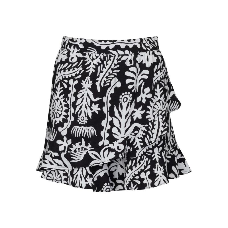 Černé dámské volánové kraťasy