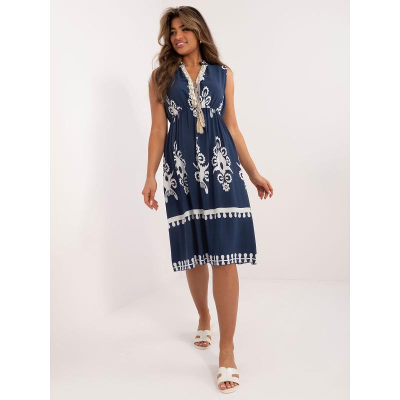 Dámské šaty s třásněmi ve výstřihu boho námořnicky modré  