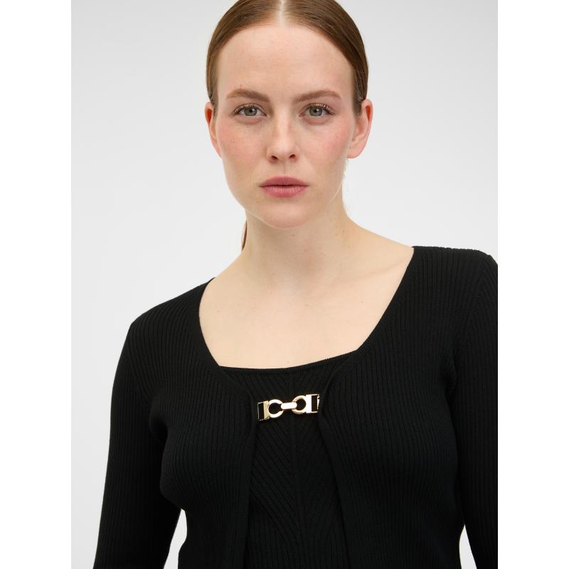 Čierny dámsky sveter