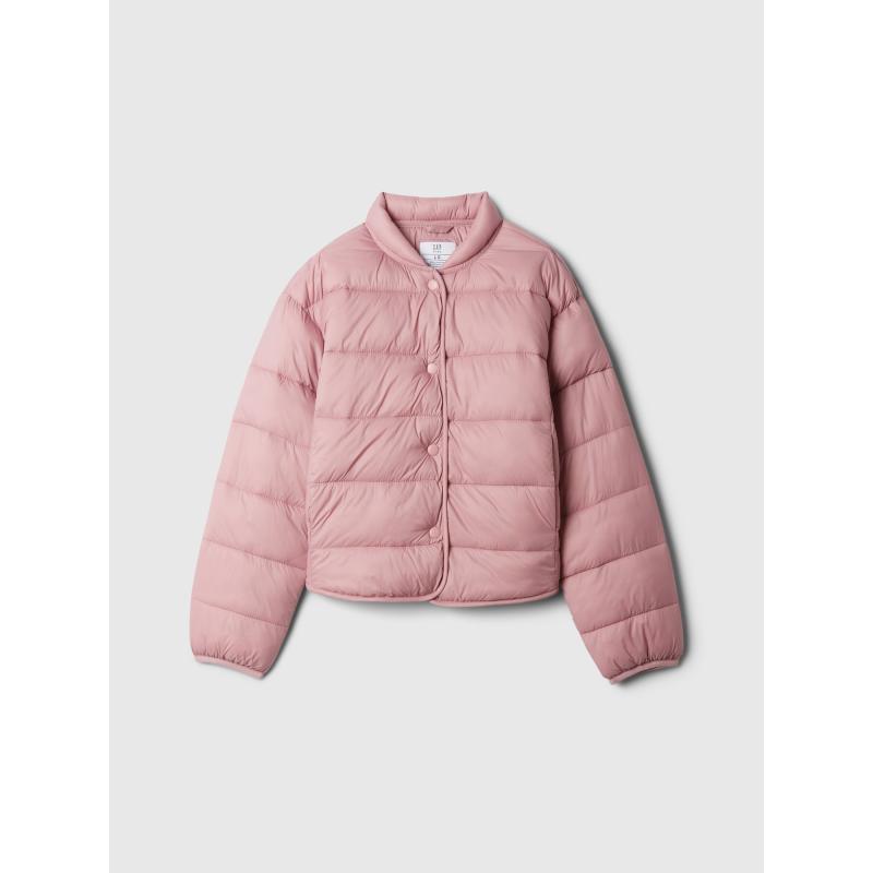 Gyerek steppelt bomber