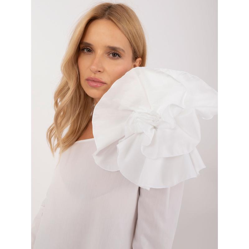 Dámská halenka s asymetrickým výstřihem košilová bílá  
