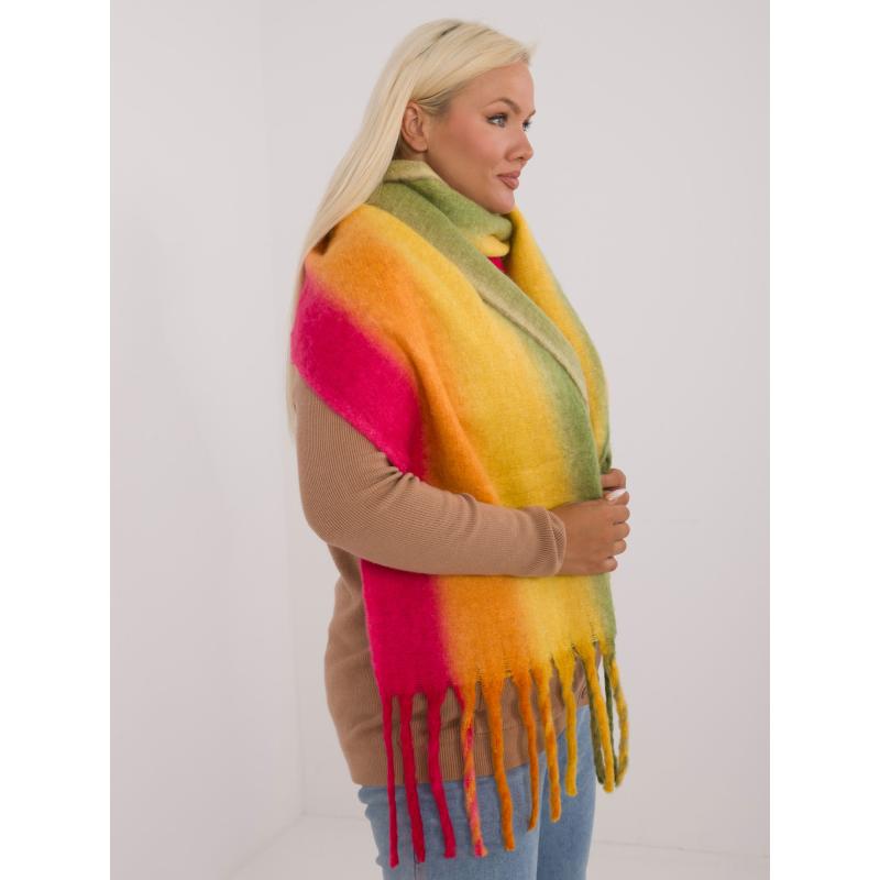 Női sál kötött bojtokkal piros és zöld