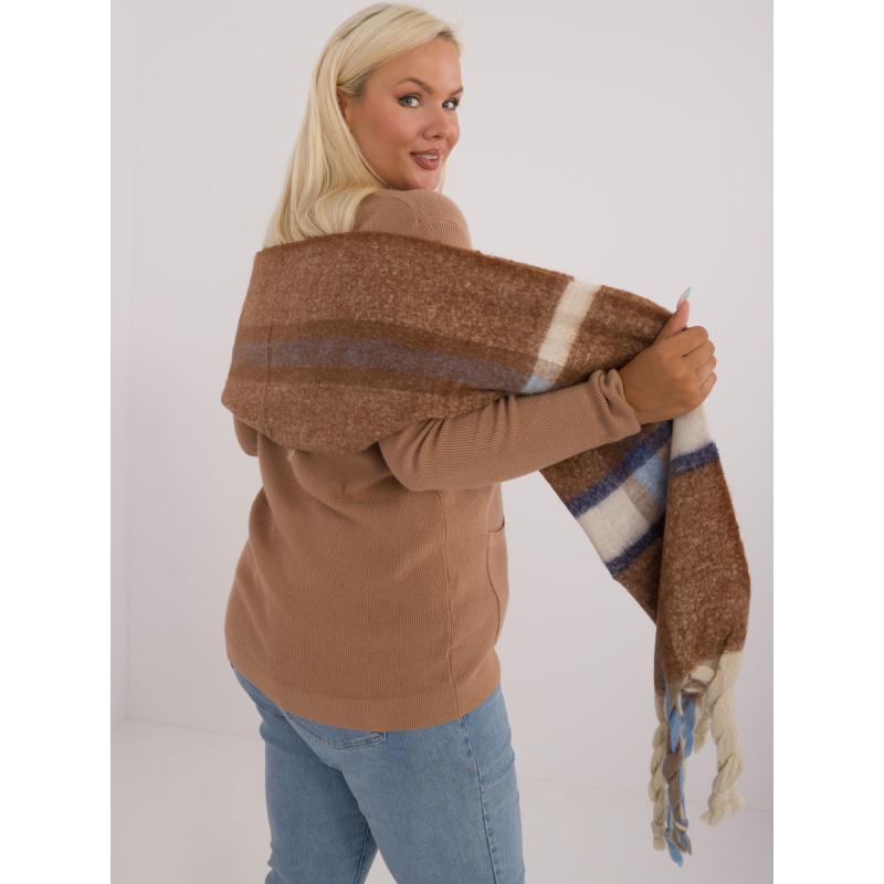 Dámský šál z hřejivého kostkovaného úpletu hnědý dlouhý 